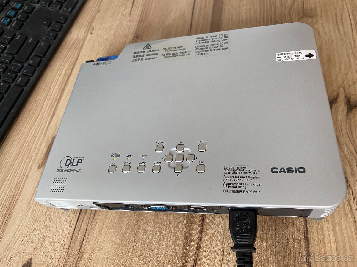 Dataprojektor Casio XJ-S36 - 2