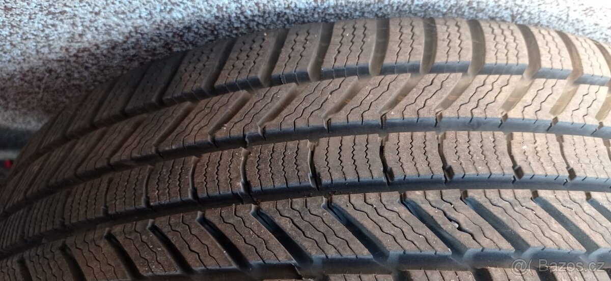 Sada zimních kol (DEZENT + Continental) - 2