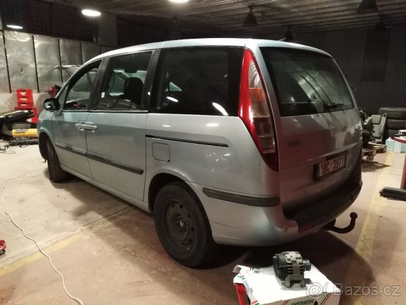 Fiat ulysse 2,2 94kw - alternátor - 2