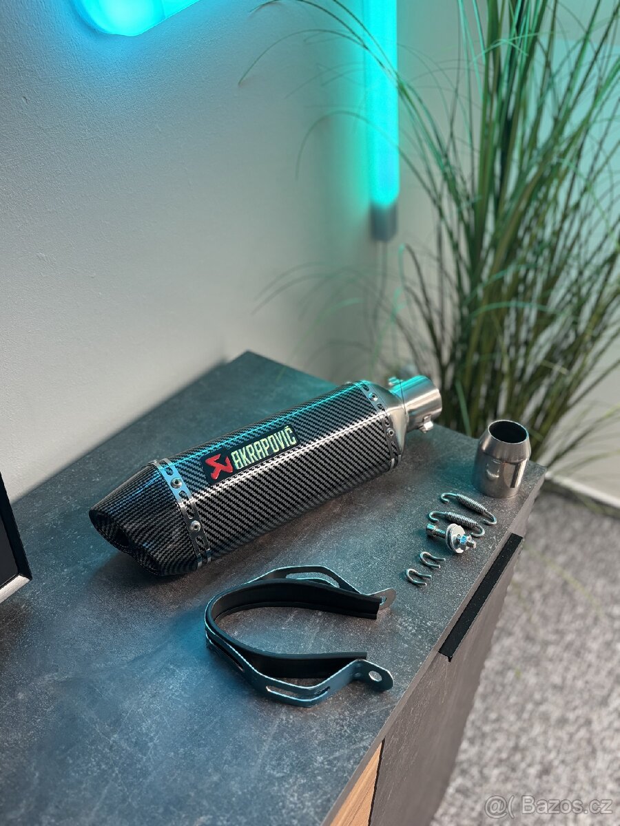 Koncovka výfuku na motorku Akrapovič 370 mm, dvojitý výstup - 2