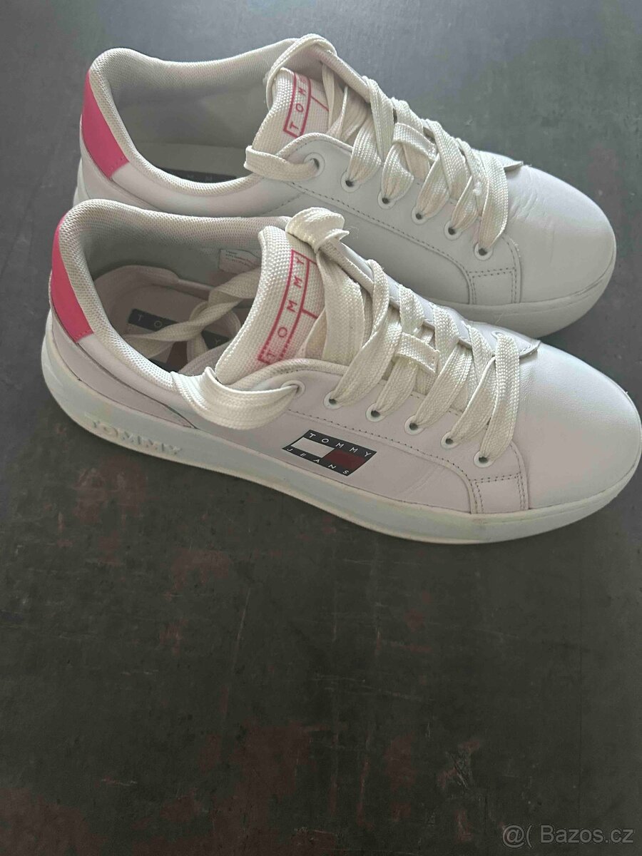 Dámské tenisky Tommy Jeans - 2