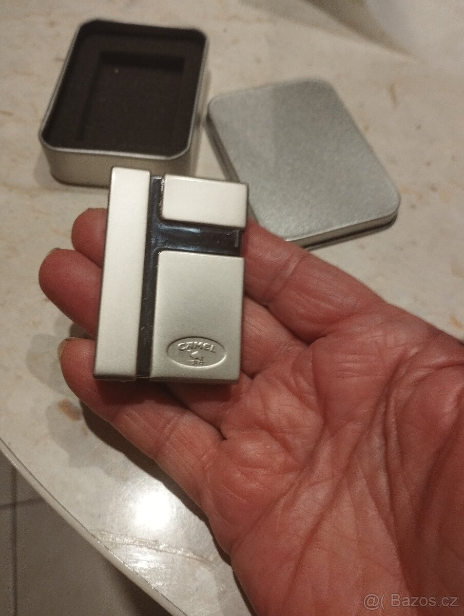 Zapalovač Camel - 2