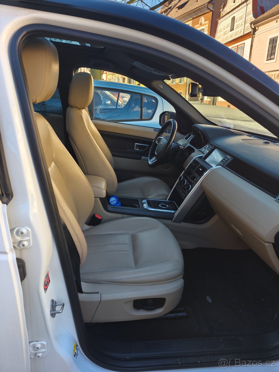 Land Rover Discovery Sport - 2