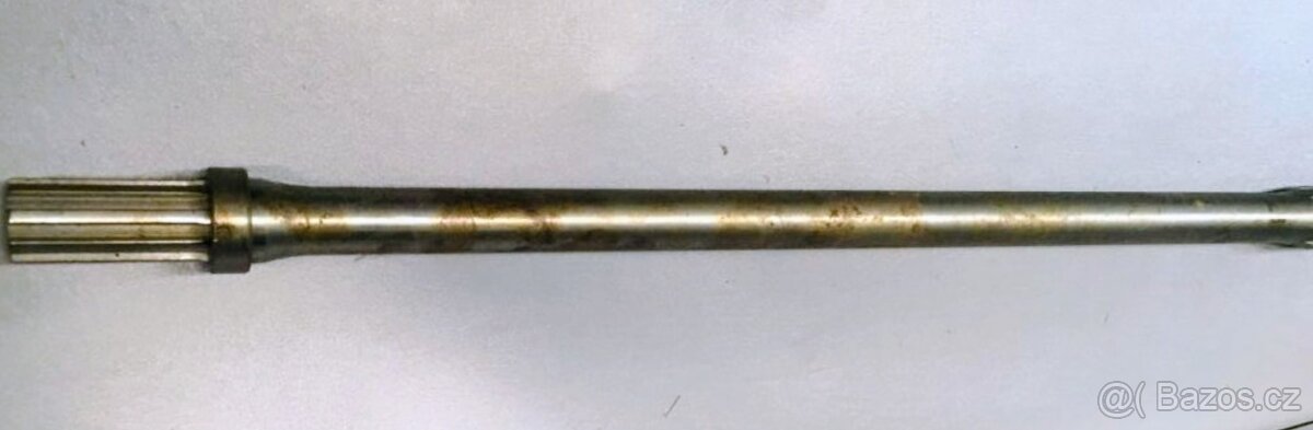 Praga V3S poloosy zadních náprav - 2