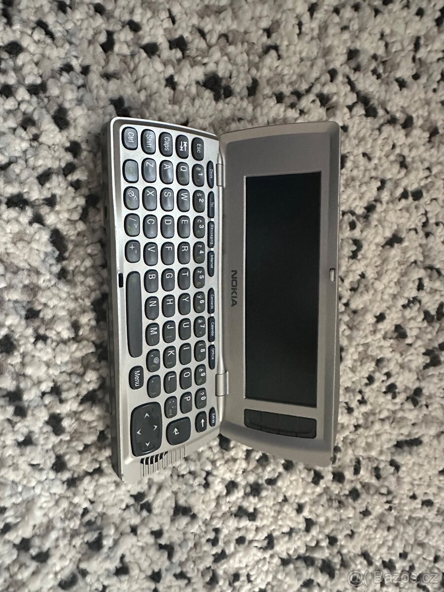 Prodám Nokia communicator 9210i - 2