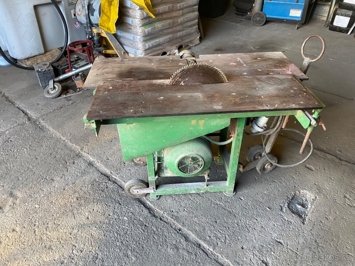 Okružní pila, hoblovka - 2