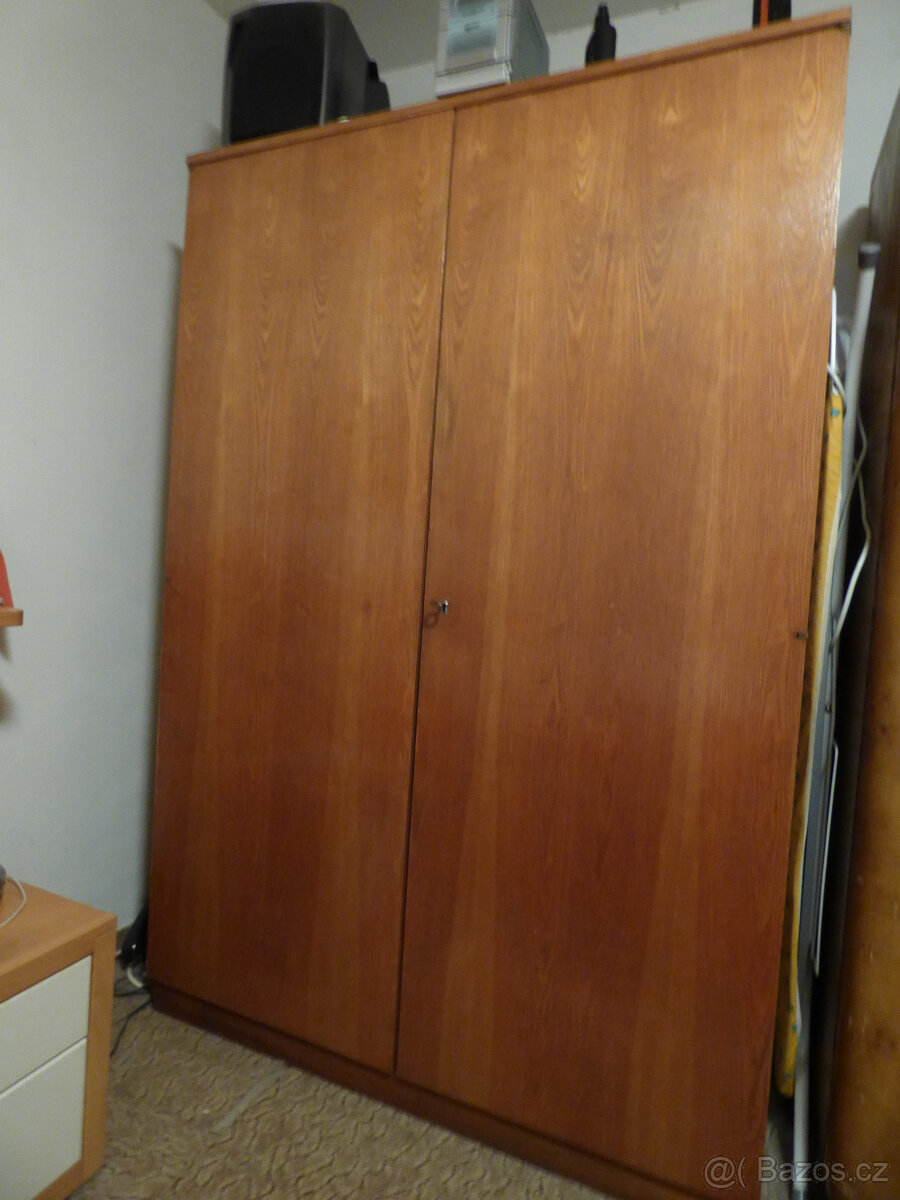 Skříň starší Dýha - 2