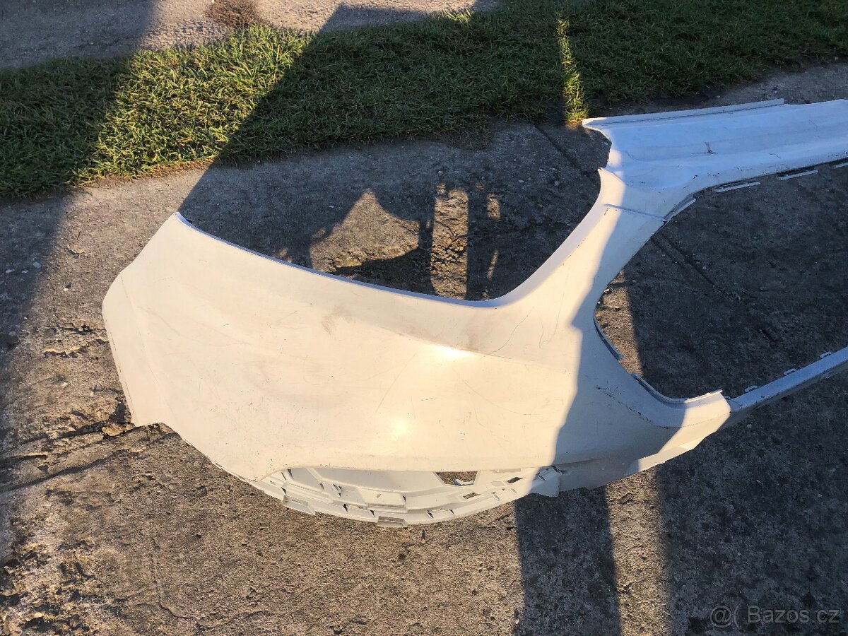 Nárazník ford tranzit custom - 2