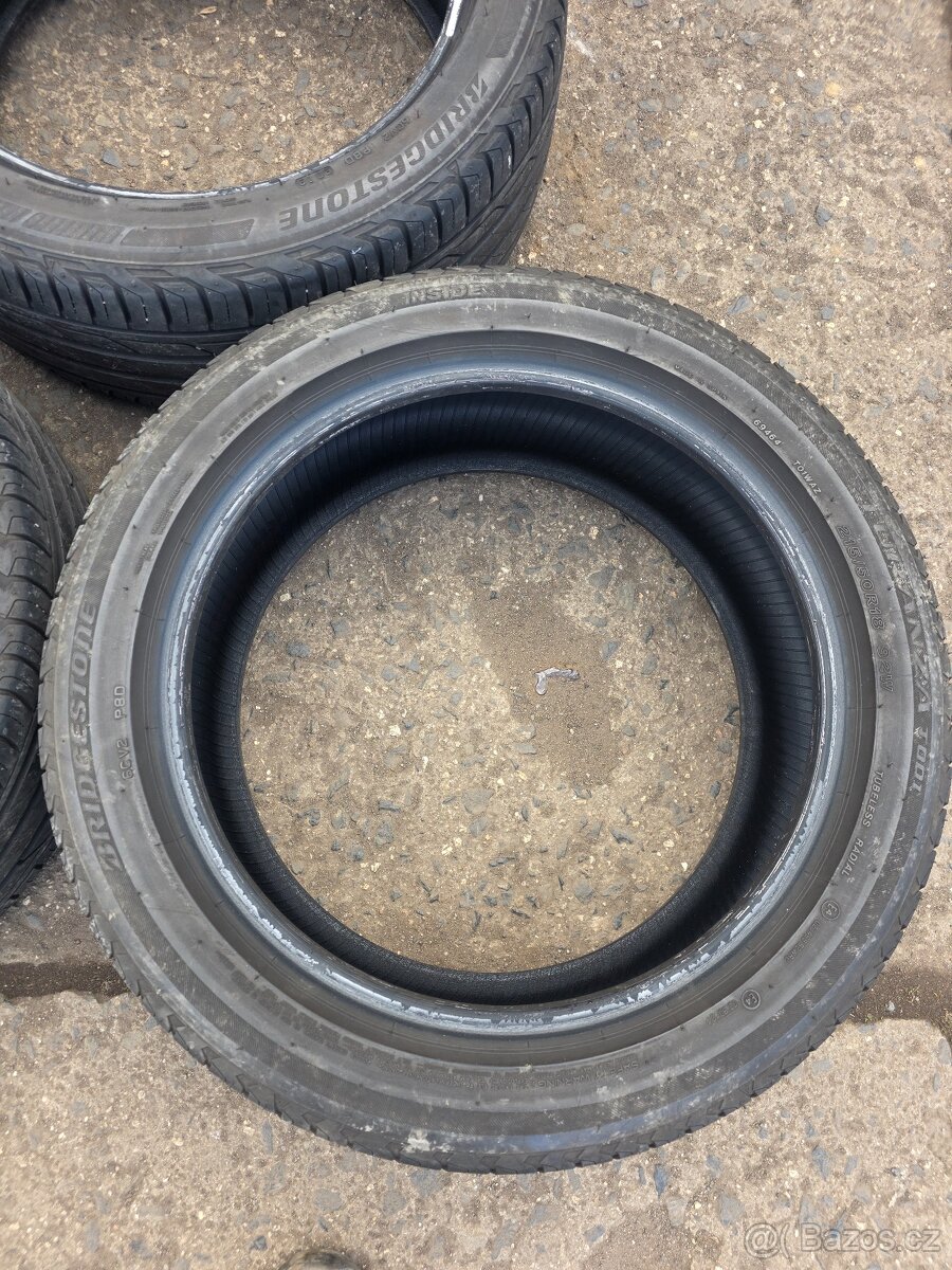 Prodám letní pneu Bridgestone 215/50/18 - 2