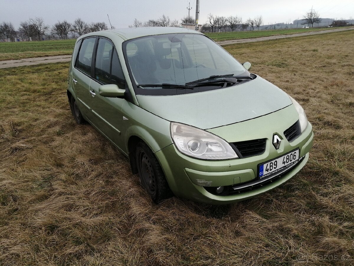 Prodám Renault megan scenic 2 r.v 2007 na ND - 2