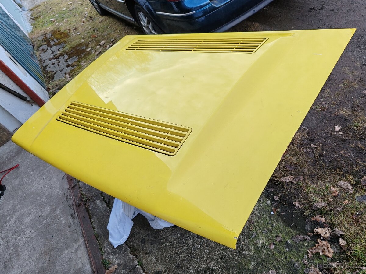 Lancia Delta Integrale kapota - 2