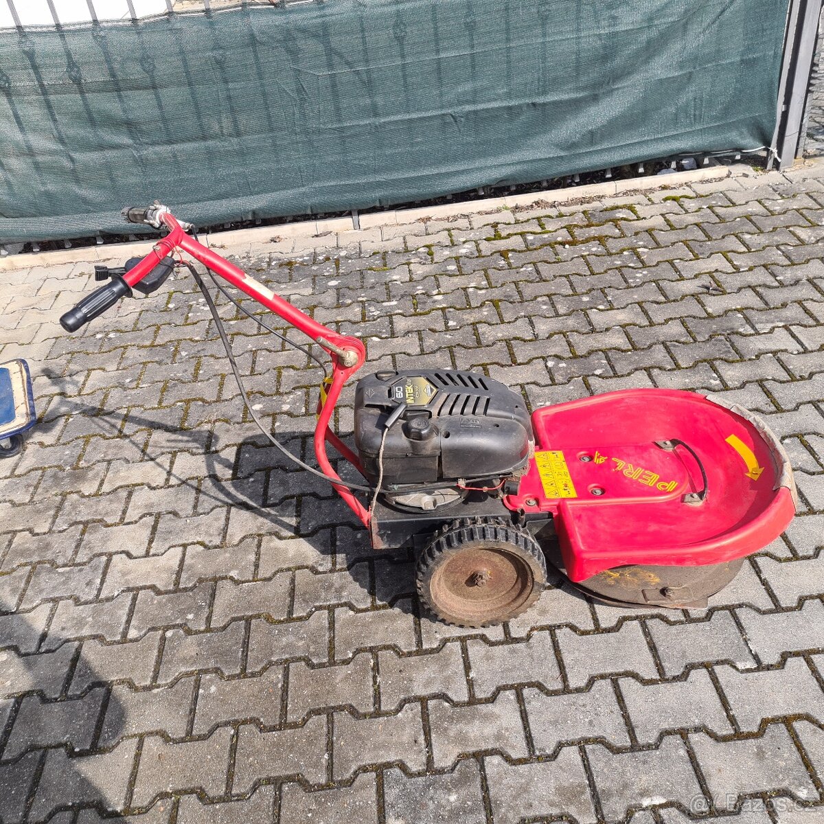 prodám sekačky - 2