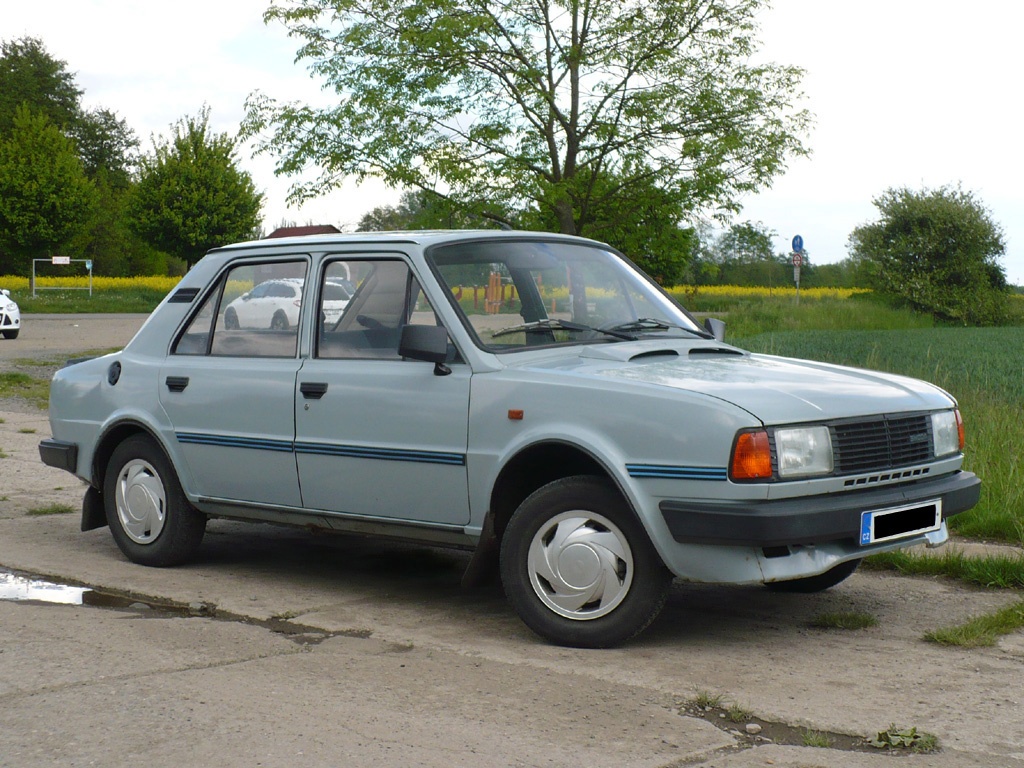 Škoda 120L - 2