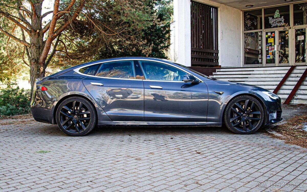Tesla Model S 75D, Free Supercharger - 2