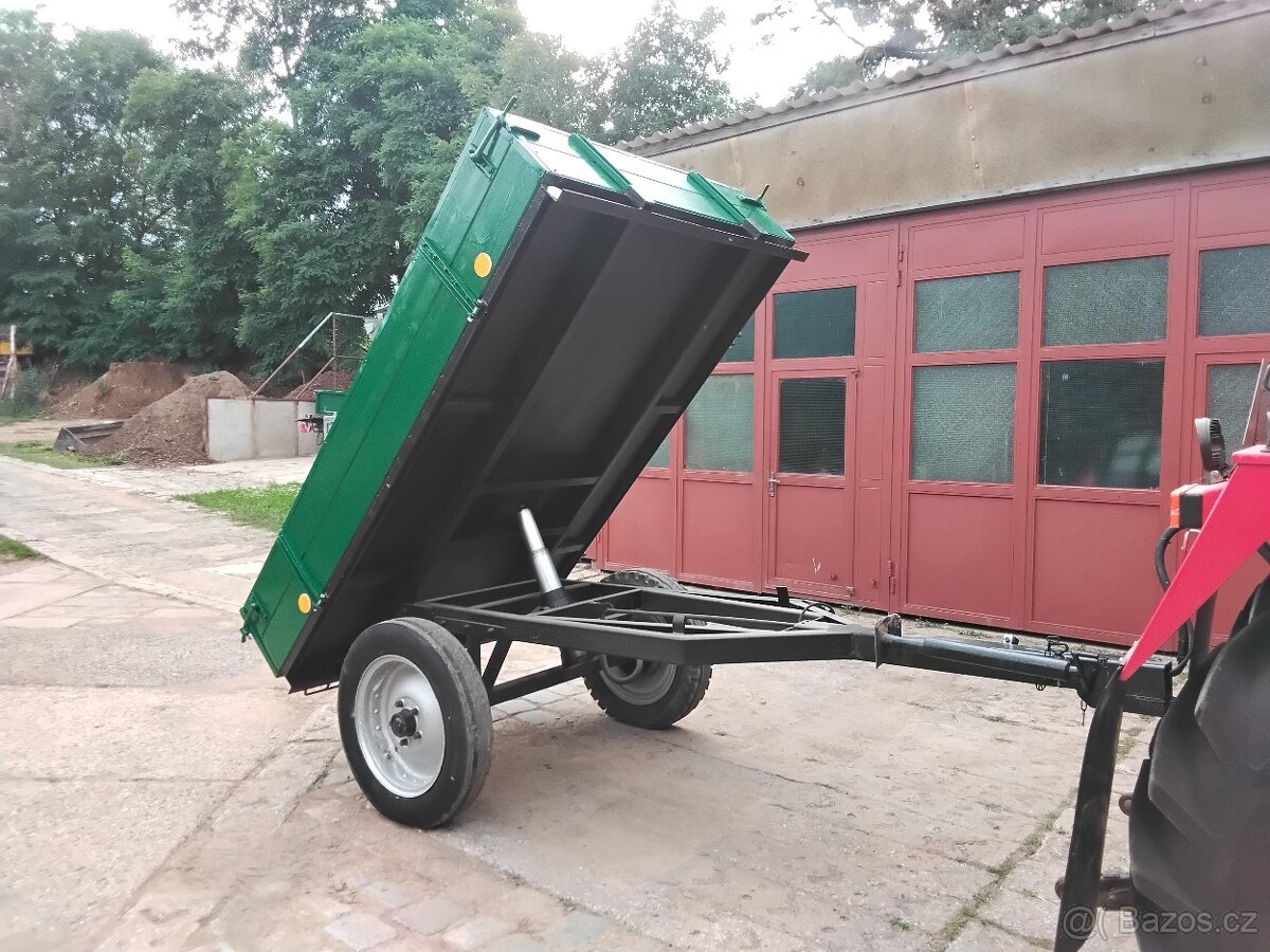 Sklápěcí kára za traktor - 2