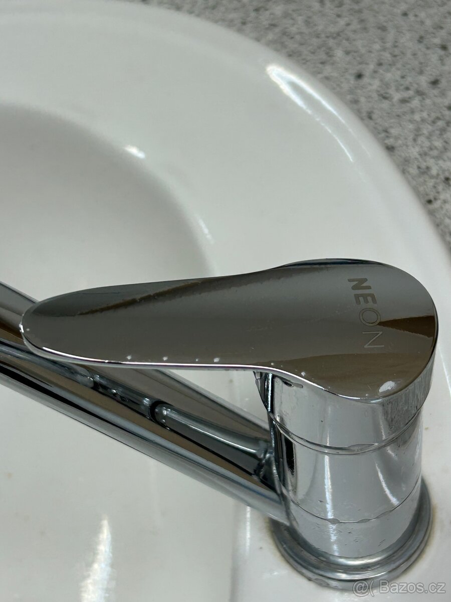 Skříně z laboratoře - 2