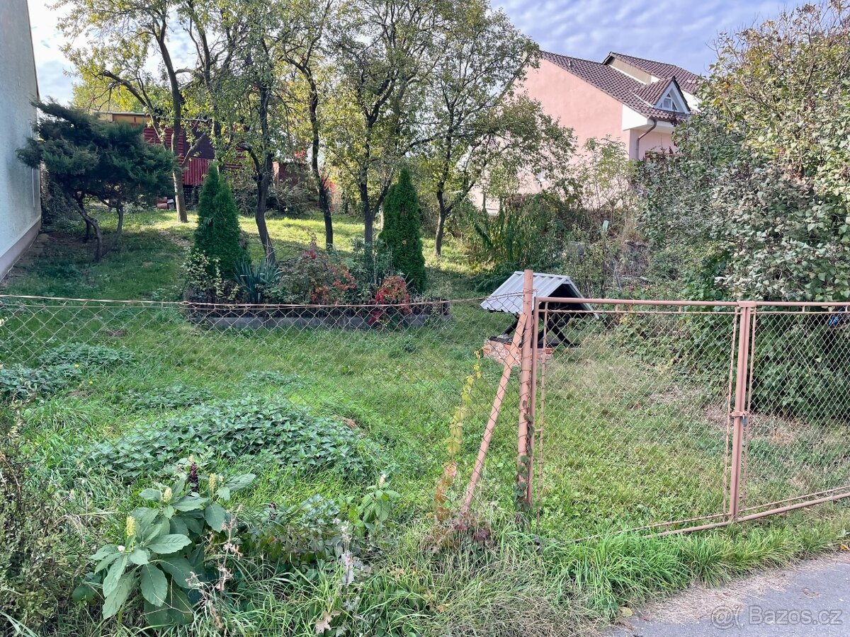 Stavební pozemek Čeložnice, okr. Hodonín - 2