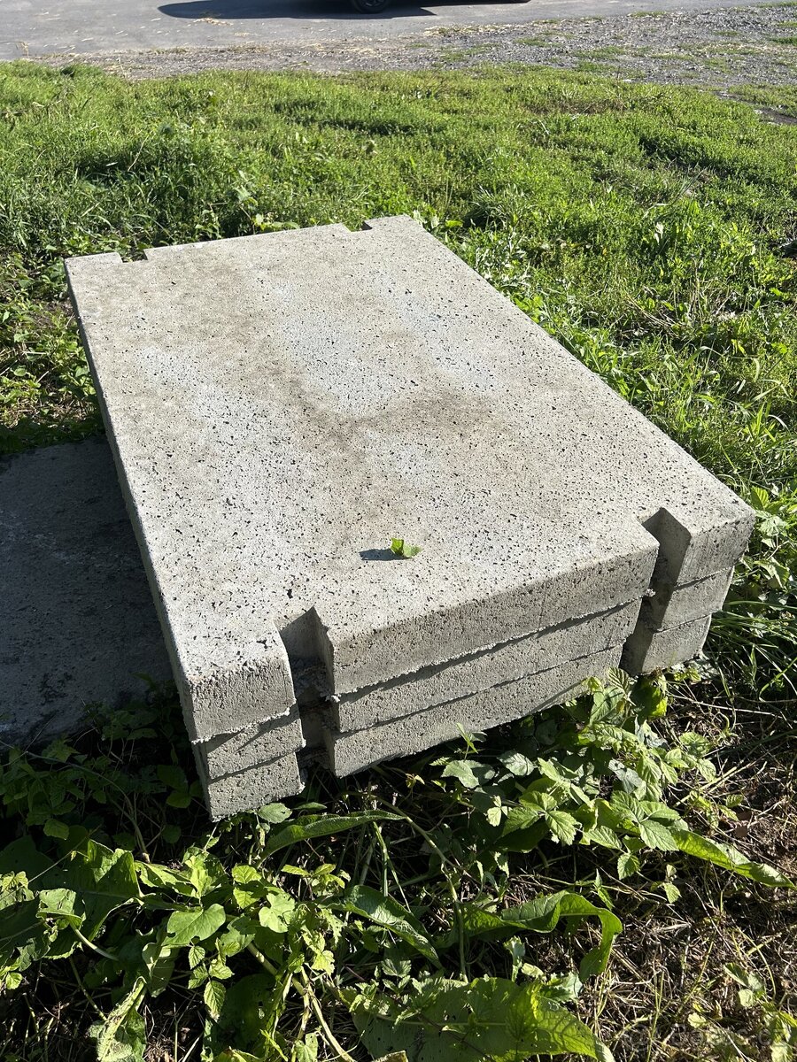 Prodám betonové silniční panely 150x100x15 - 2