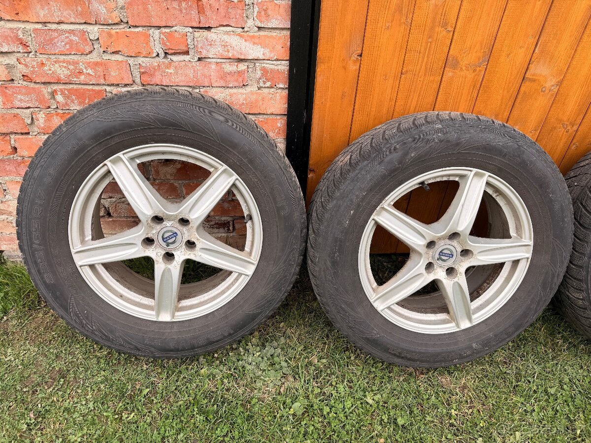 Volvo xc90 5x108 alu kola r17 - 2