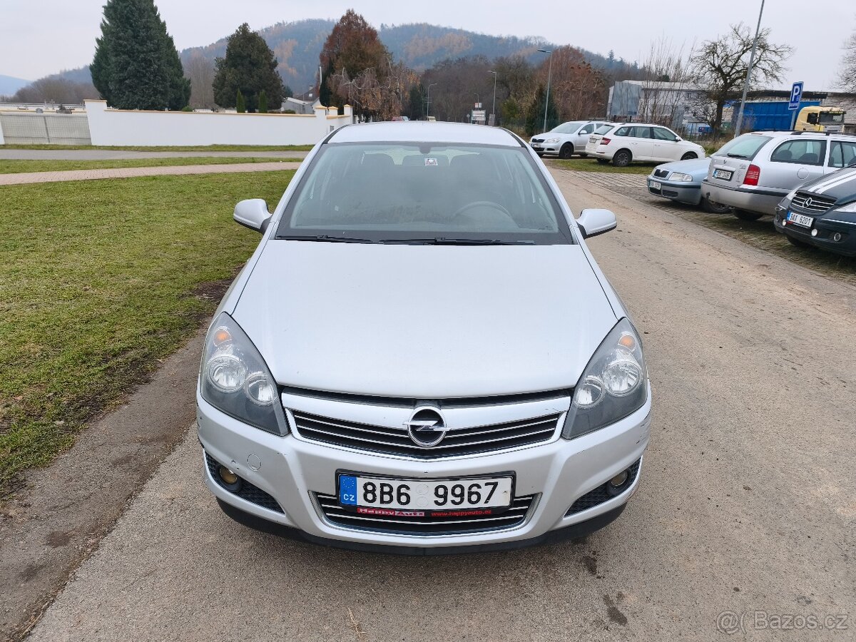 Opel Astra 1.6i - 85 kW + pneu - 2