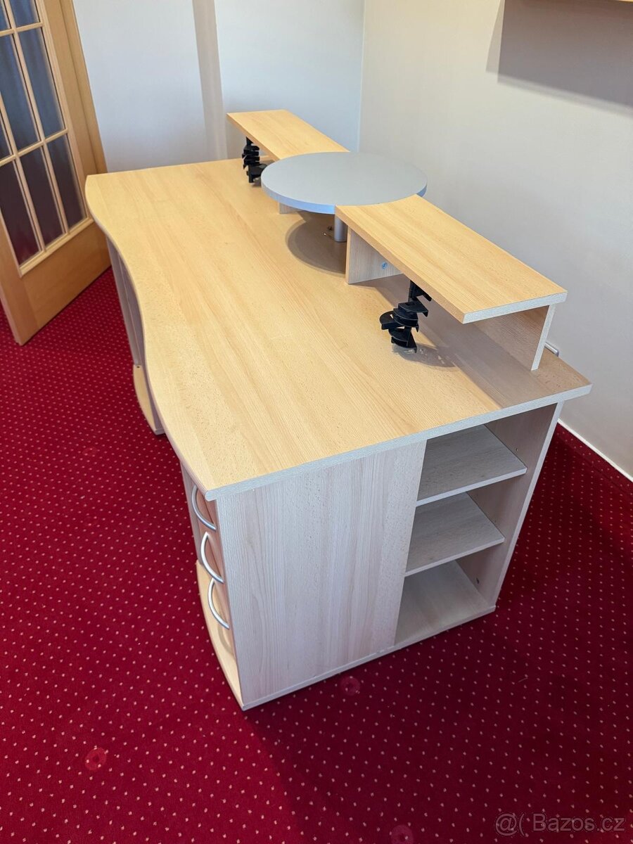 Psací stůl - 2