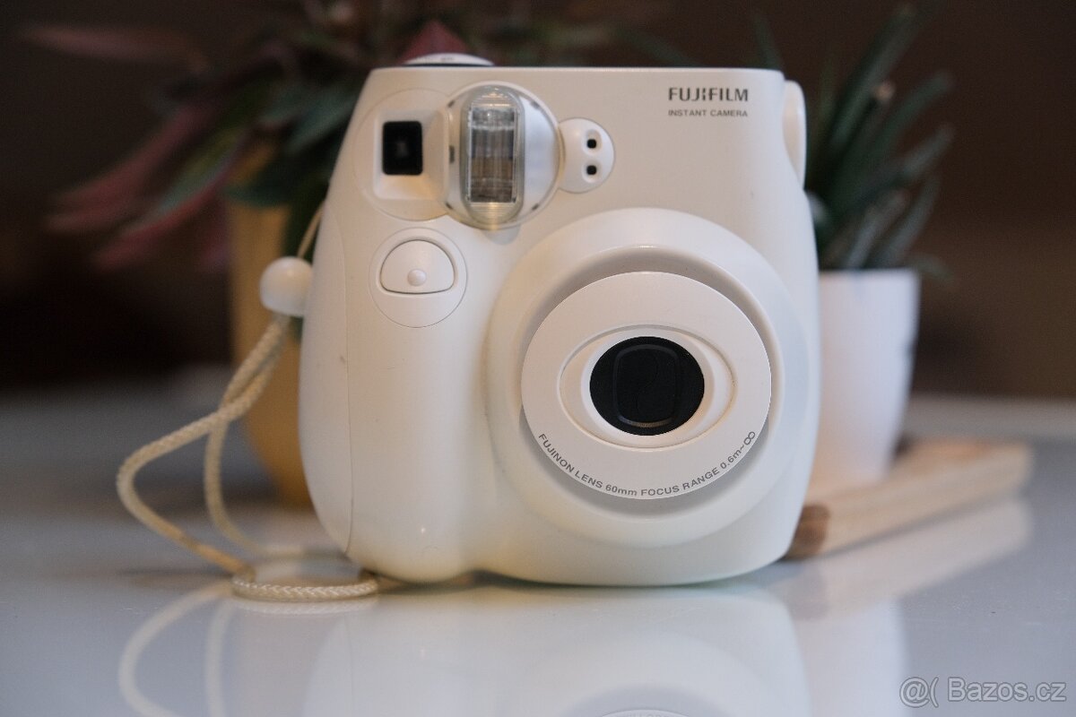 Fujifilm Instax Mini 7S - 2
