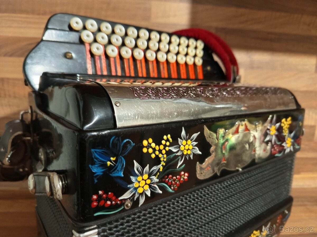 Heligonka (harmonika,akordeon) Novak G-C-F - 2