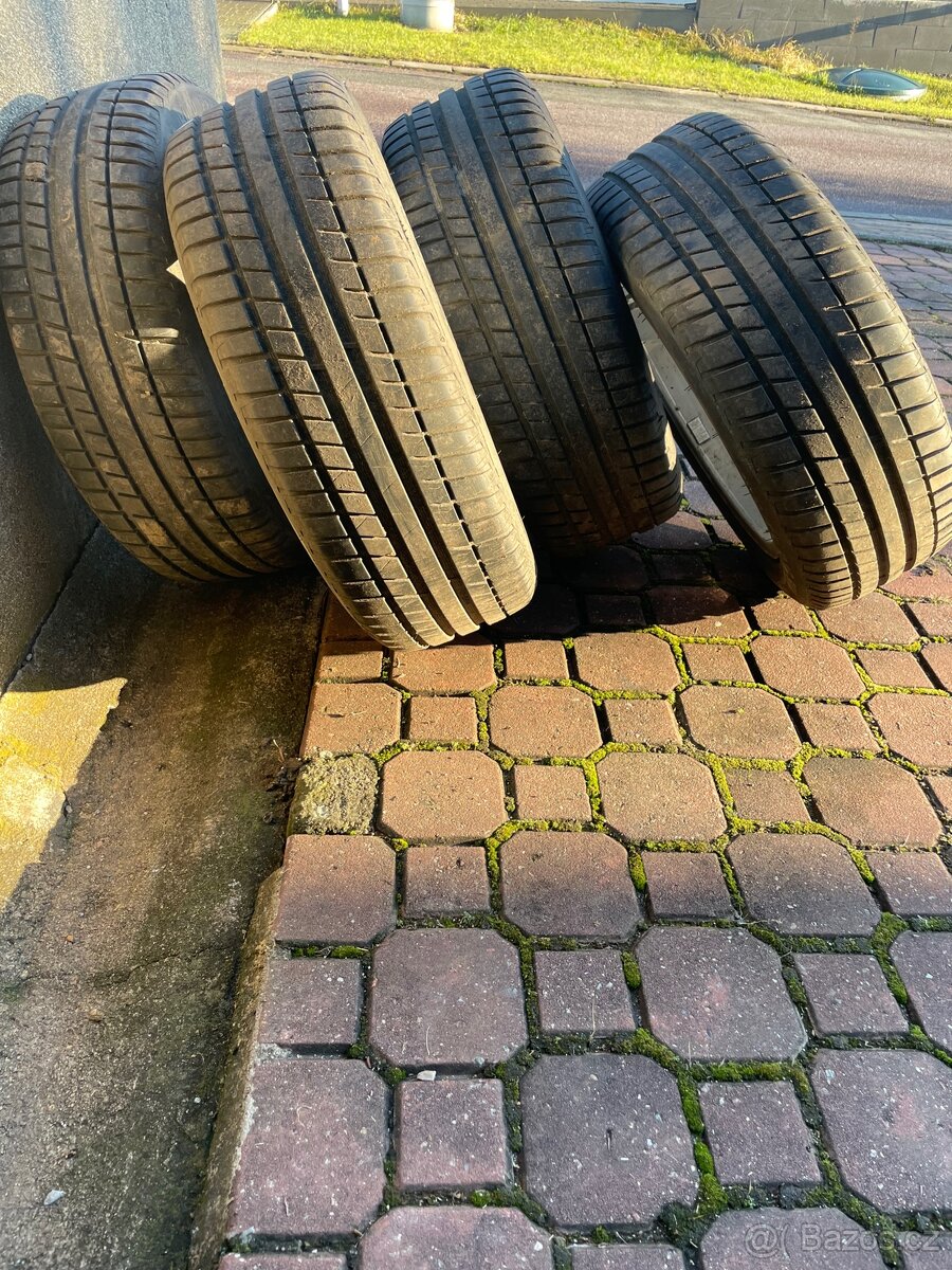 Pneumatiky s hliníkovými disky - 2