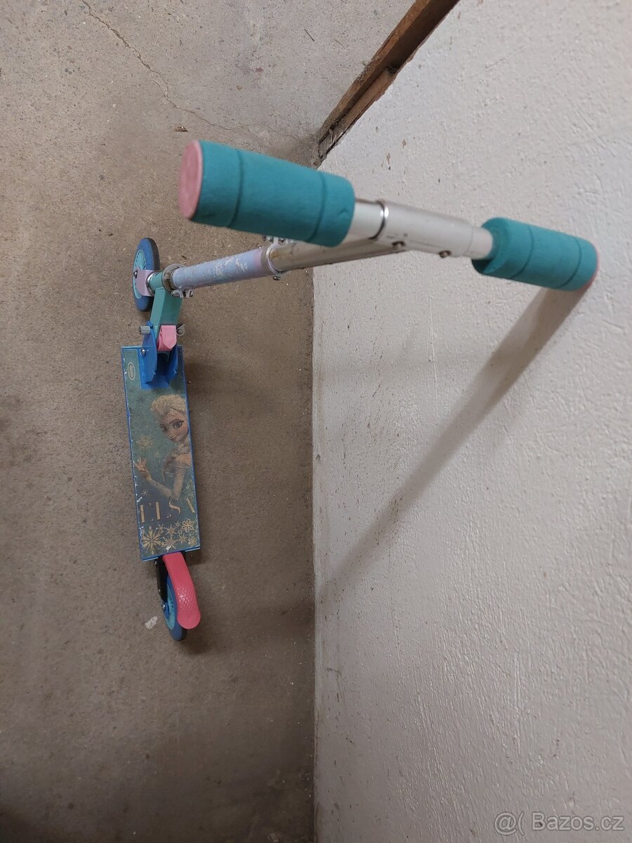 Dětská koloběžka Elsa - 2