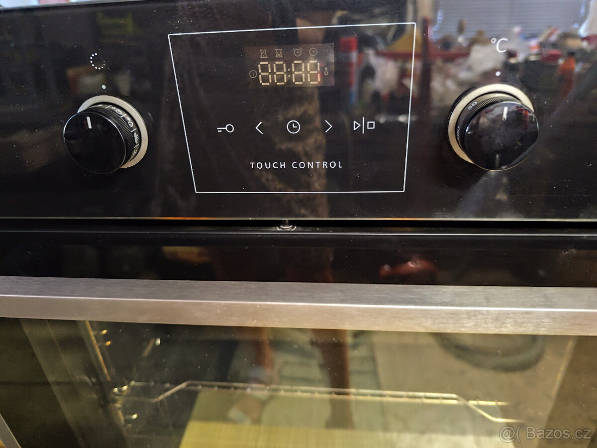 Prodám vestavnou troubu Gorenje - 2