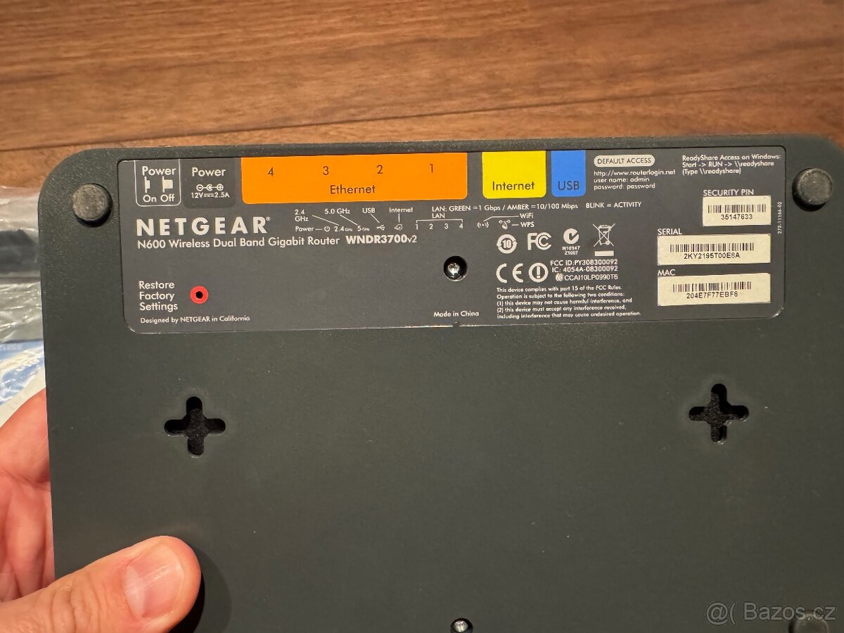 Router Netgear WNDR3700v2 - 2