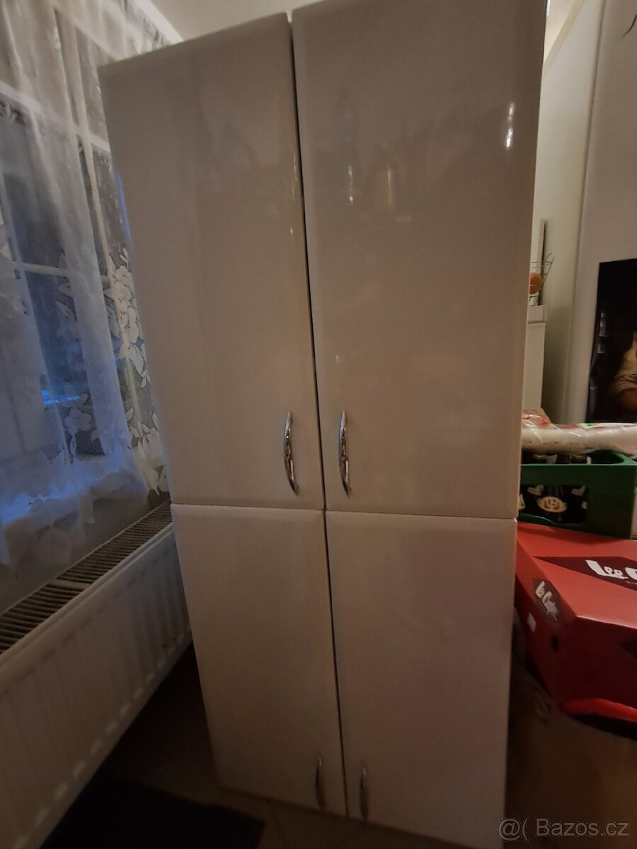 Koupelnový nábytek - 2