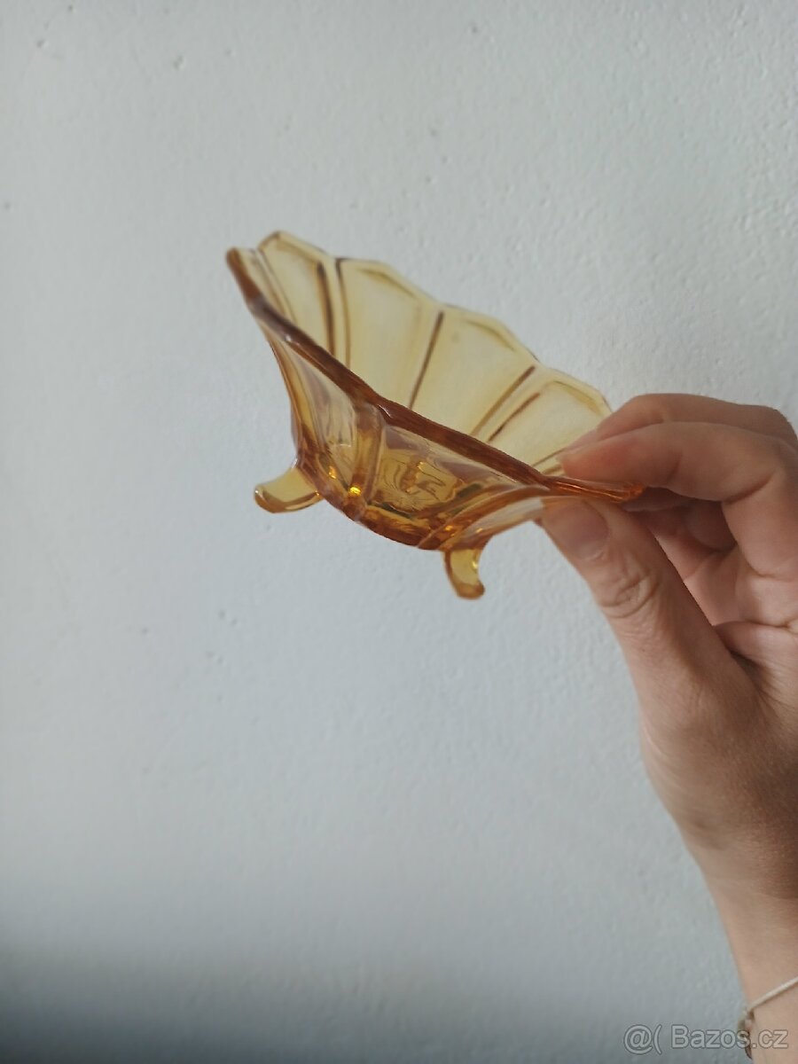 Medové sklo, stará mistička - 2