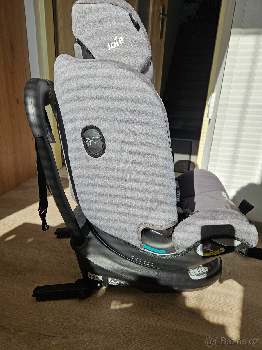 Otočná autosedačka Joie - 2