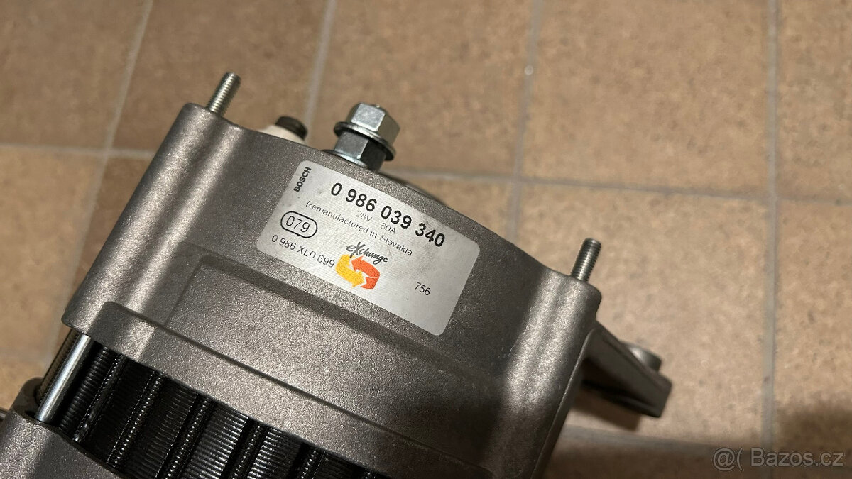 Alternátor Bosch 0986039340 - 2