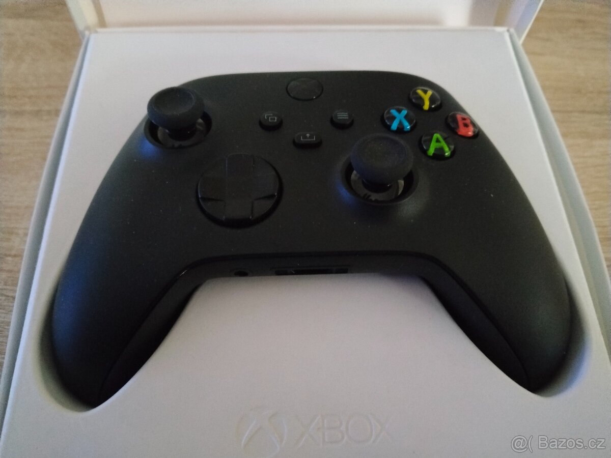 Prodám ovladač X Box - 2