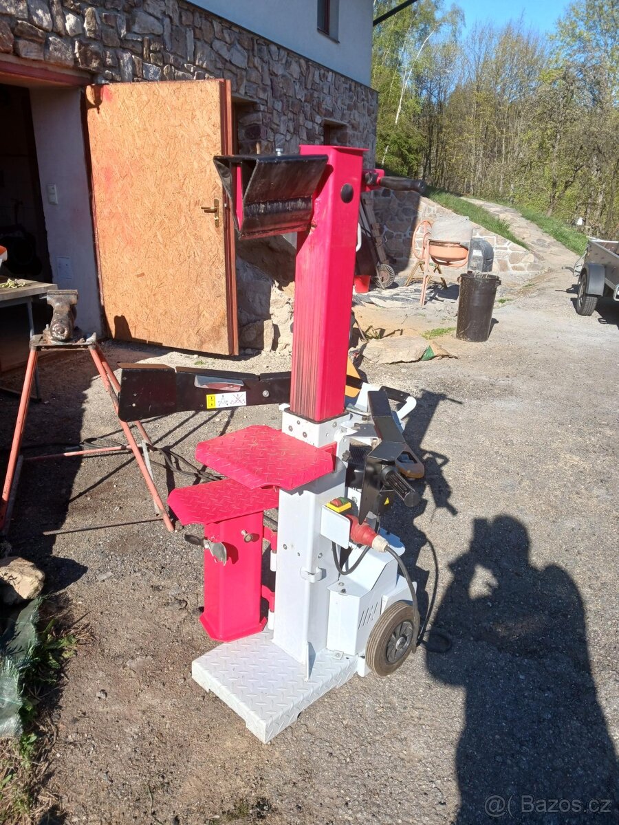 prodám ŠTÍPAČ VARI 10 TON - 2