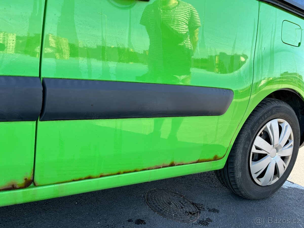 Citroën Berlingo Multispace, rok 2012, nafta - 2