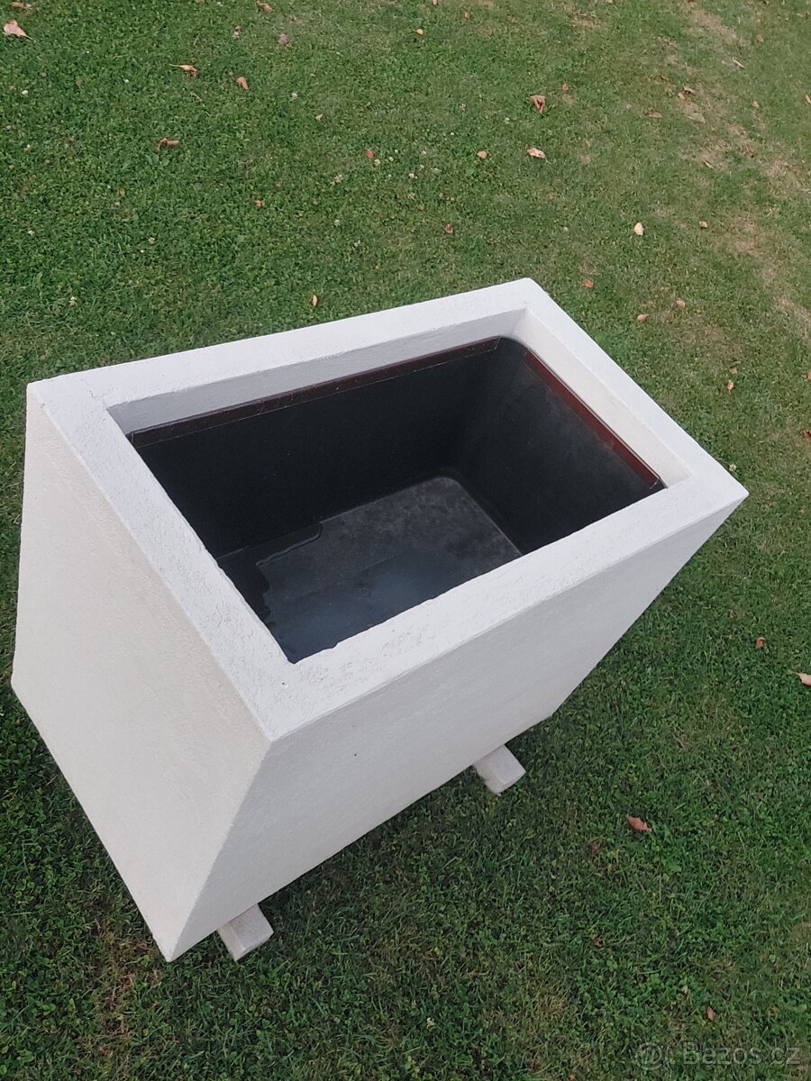 ,,Betonový" květináč - 2