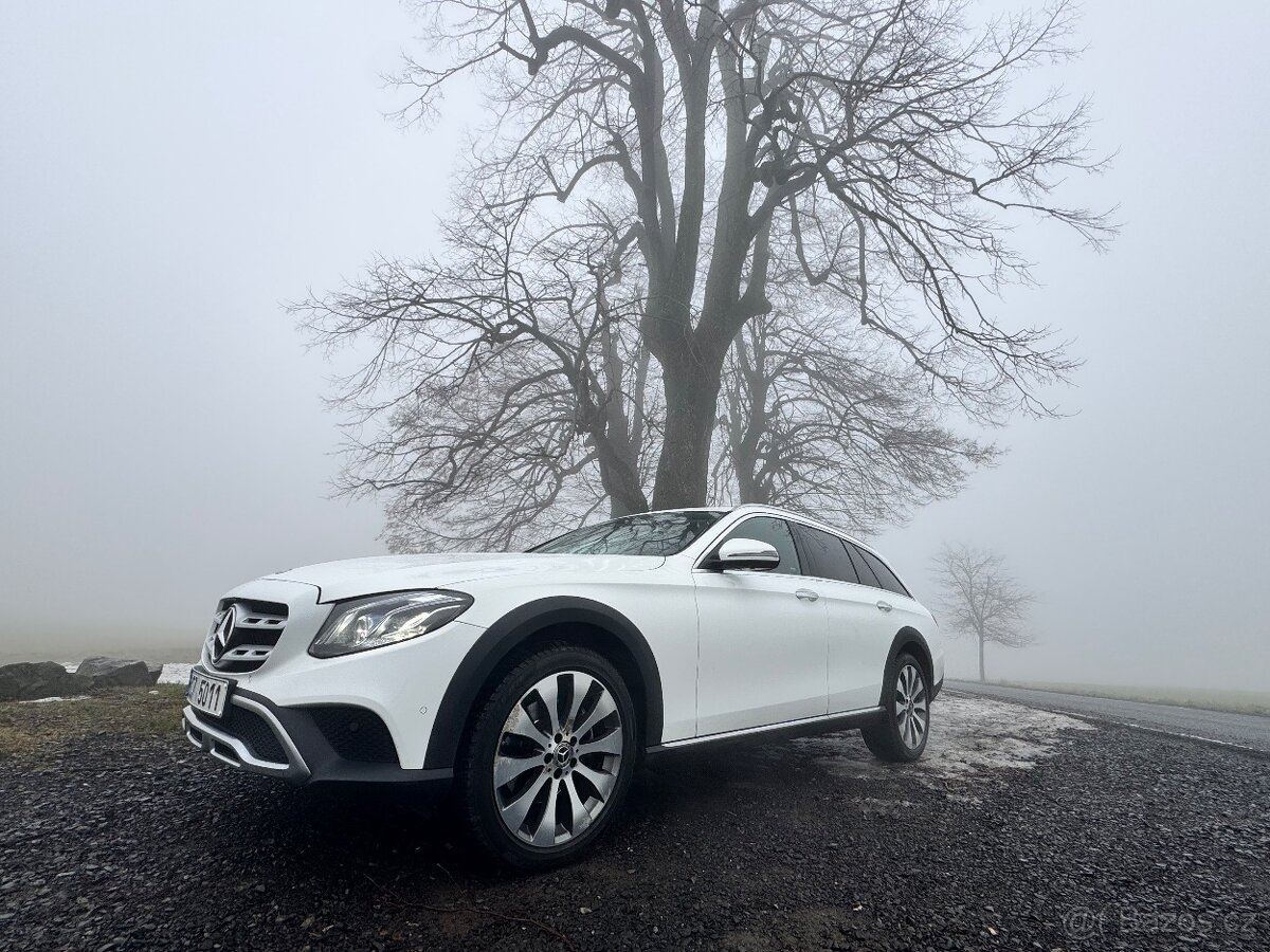Mercedes-Benz Třídy E, E 220D 4Matic Allterrain, CZ - 2