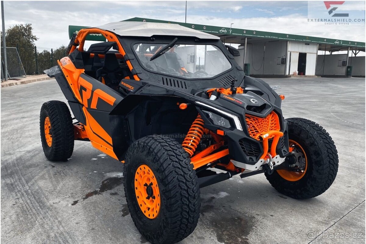 Can-am Maverick X3 čelní sklo se stěračem