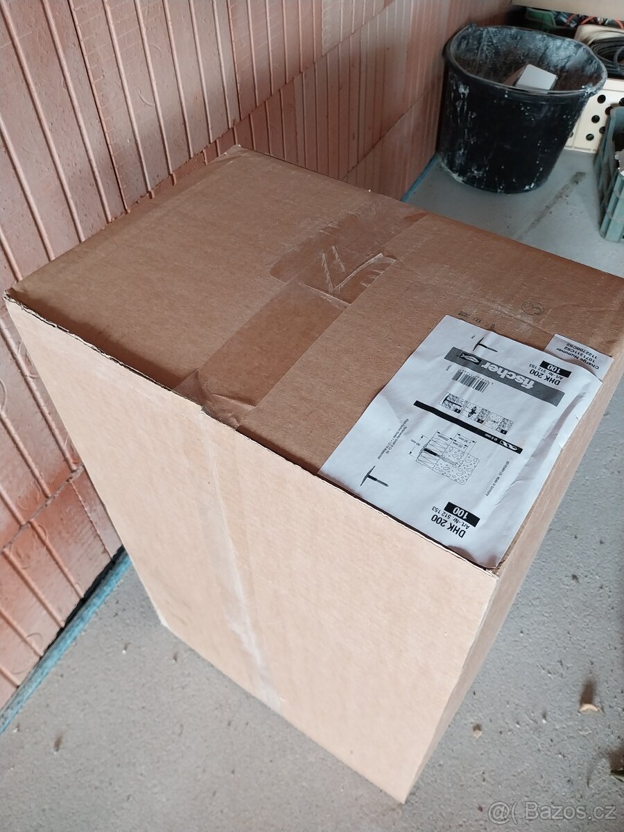 Fisher hmoždinky izolace - 2