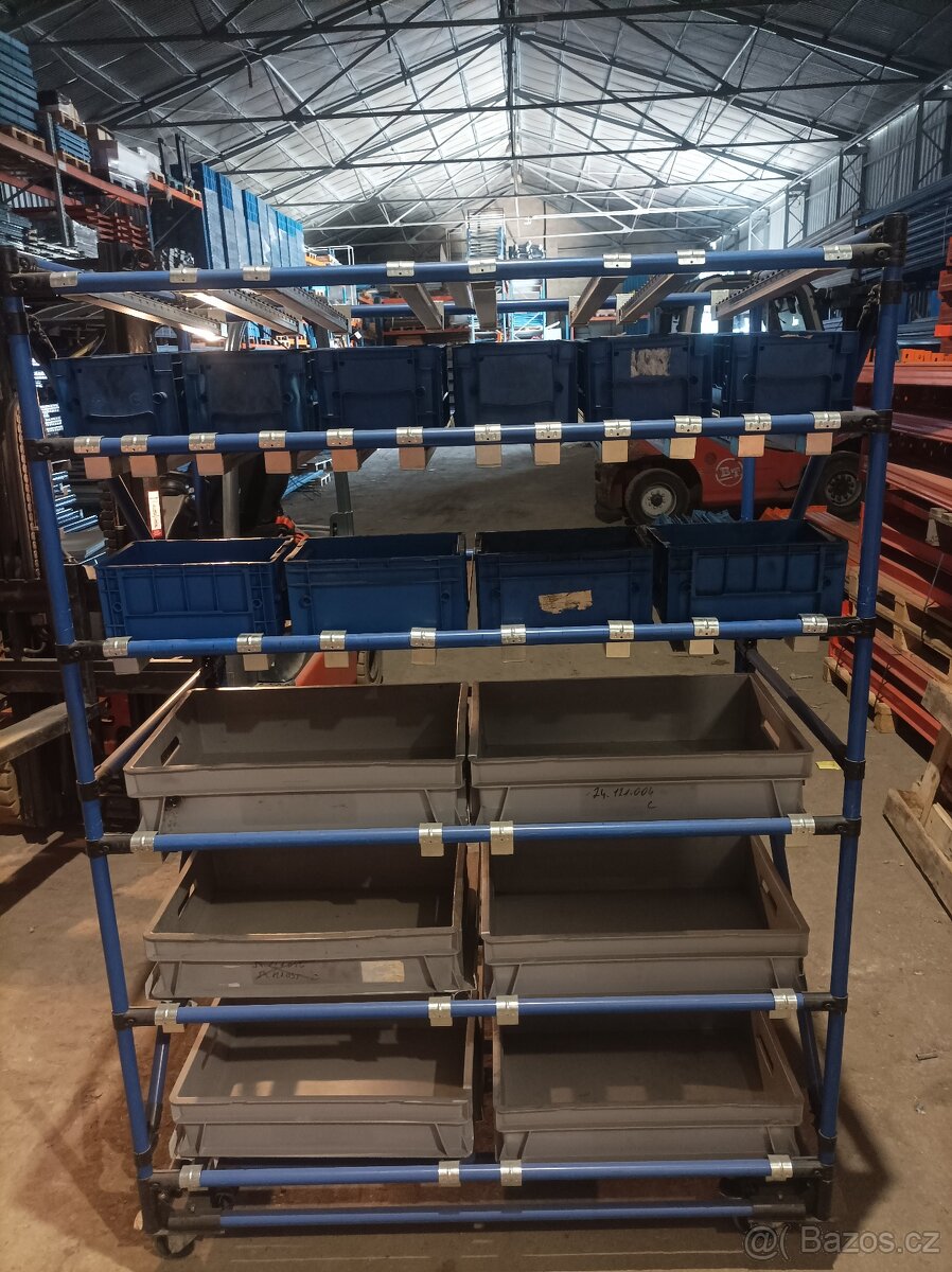 Spádové regály do garáže na cokoli - 2