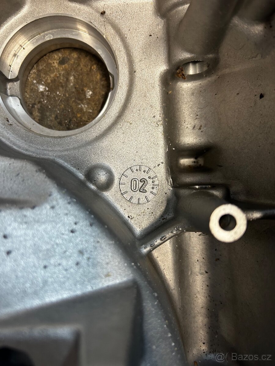 Převodovka Škoda 002301107J - 2