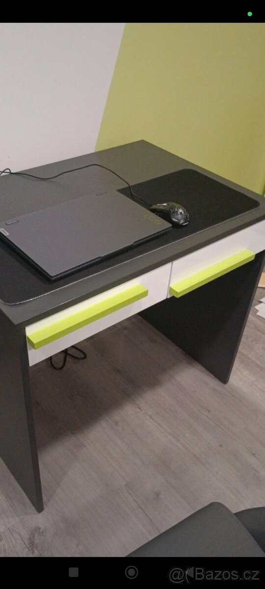 Psací stůl - 2