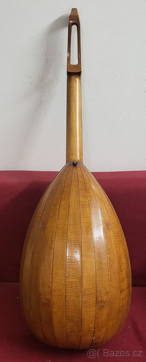 Německá loutnová kytara - 2