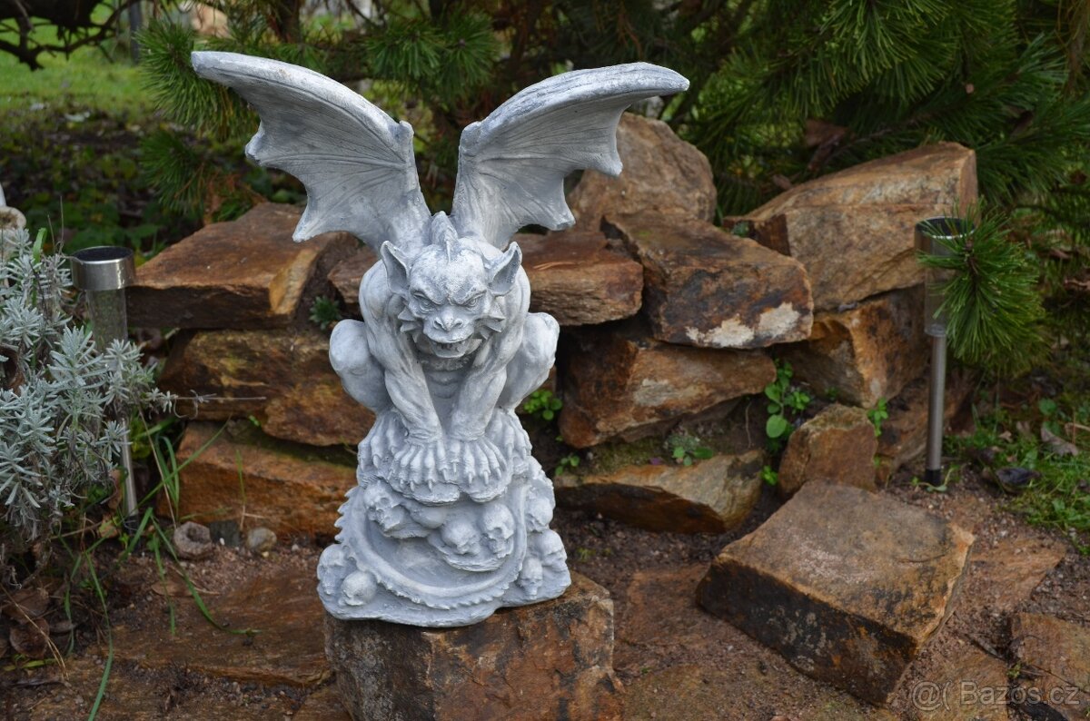 Zahradní dekorace- Chrlič - 2