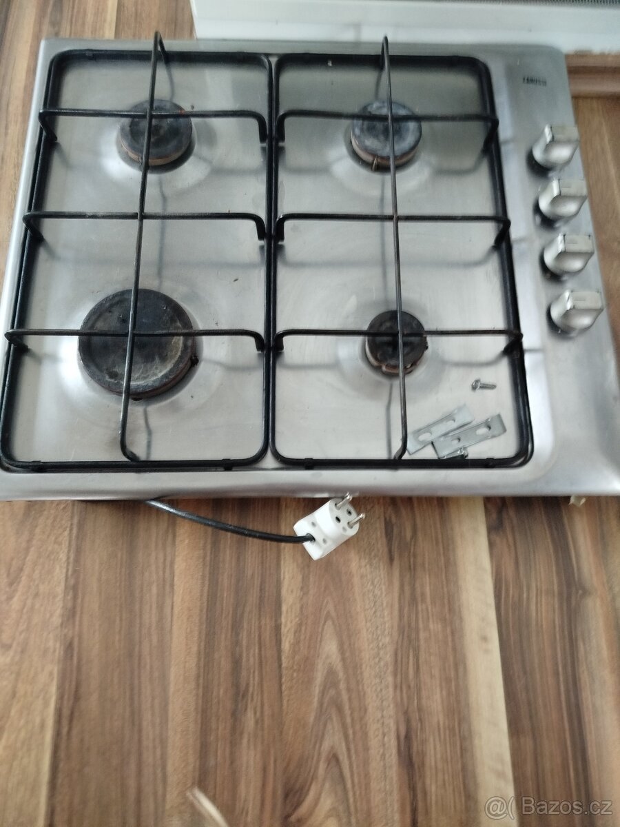 Plynová varná deska Zanussi - 2