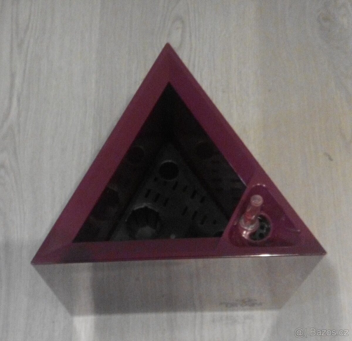 Samozavlažovací designové květináče – 2 stejné kusy - 2