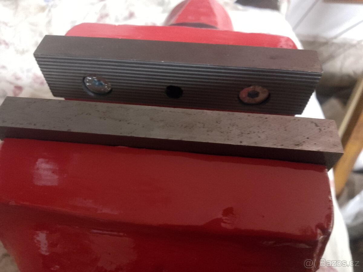 Svěrák York 100 - 2